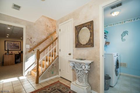 15 Micheline Ct, Wayne, NJ 07470 photo 4