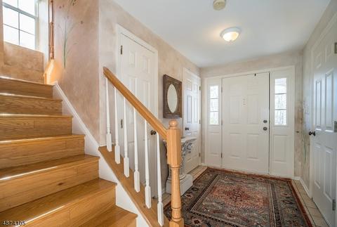 15 Micheline Ct, Wayne, NJ 07470 photo 3