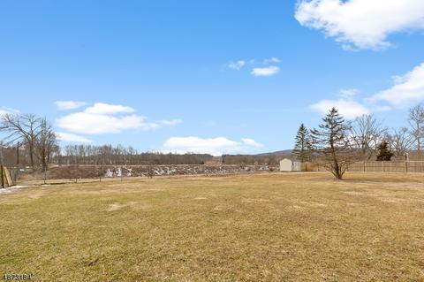 3 Lawrence Dr, Hackettstown, NJ 07840 photo 15
