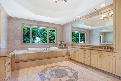 27 Tree Top Dr, Springfield, NJ 07081 photo 13