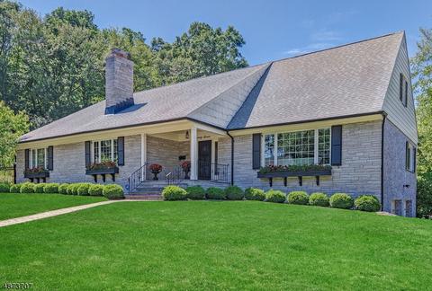 27 Tree Top Dr, Springfield, NJ 07081 photo 1
