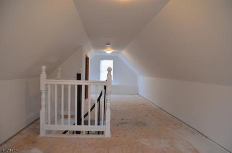 261 Wallington Ave, Wallington, NJ 07057 photo 8
