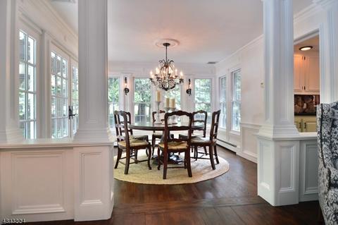 29 Locust Ln, Upper Saddle River, NJ 07458 photo 9