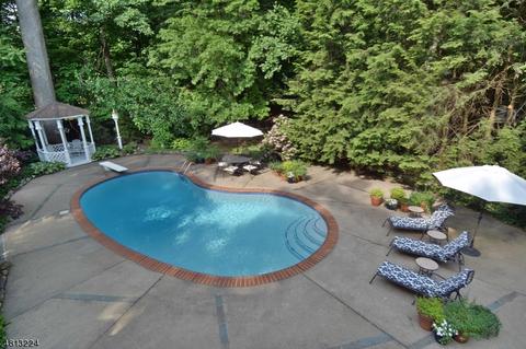 29 Locust Ln, Upper Saddle River, NJ 07458 photo 16
