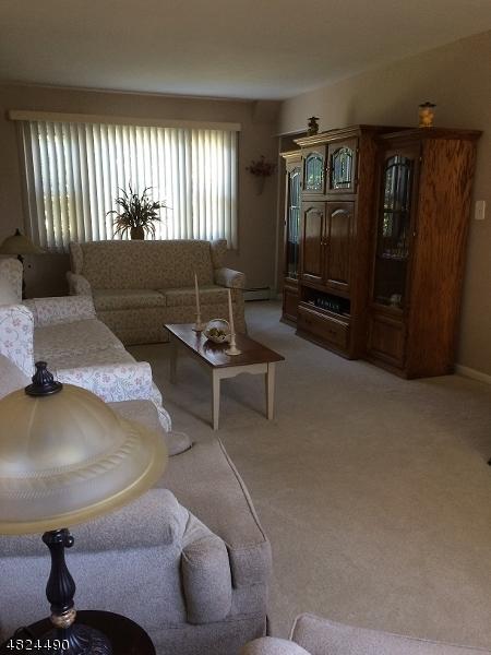 88 Webster Dr, Wayne, NJ 07470 photo 4