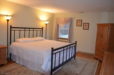 58 Kew Dr, Springfield, NJ 07081 photo 14
