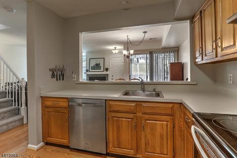 4 Evans Ct, Bedminster, NJ 07921 photo 6