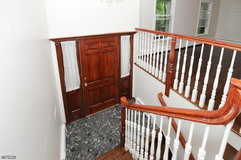 465 Pines Lake Dr, Wayne, NJ 07470 photo 5