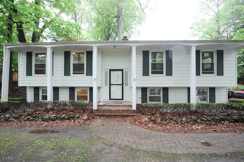 465 Pines Lake Dr, Wayne, NJ 07470 photo 4