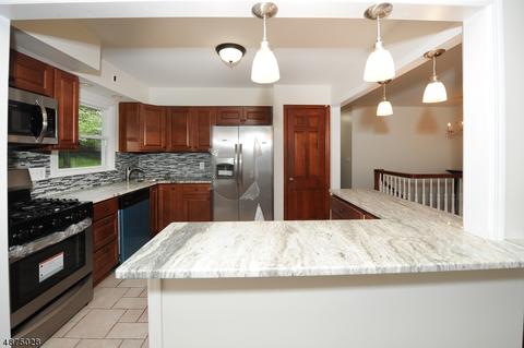 465 Pines Lake Dr, Wayne, NJ 07470 photo 8