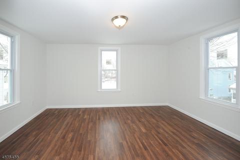 375 Berkeley Ave, Bloomfield, NJ 07003 photo 9