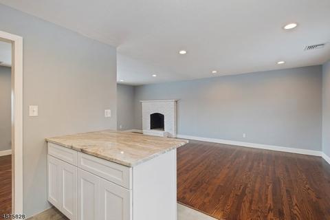 15 E Maple Ave, Roxbury Twp., NJ 07876 photo 11