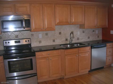 5 Hazel St, Stanhope, NJ 07874 photo 4