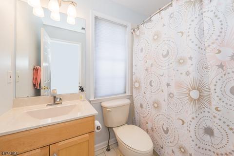 100 Arrowgate Dr, Randolph, NJ 07869 photo 12