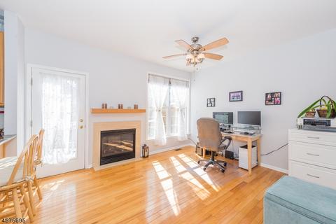 100 Arrowgate Dr, Randolph, NJ 07869 photo 6