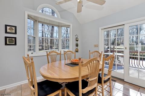 200 Sutton Dr, Berkeley Heights, NJ 07922 photo 10