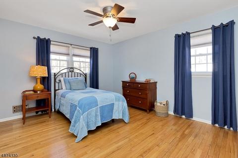 200 Sutton Dr, Berkeley Heights, NJ 07922 photo 12