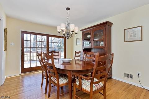 200 Sutton Dr, Berkeley Heights, NJ 07922 photo 5