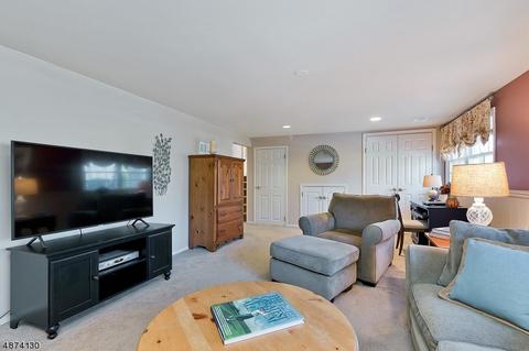 200 Sutton Dr, Berkeley Heights, NJ 07922 photo 16