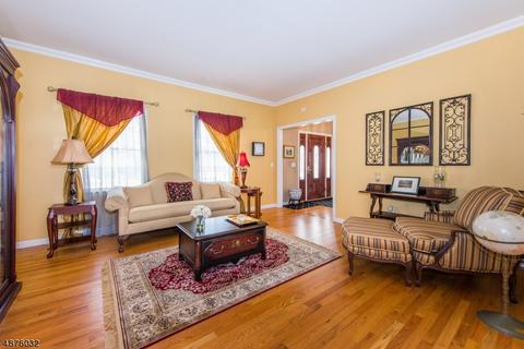 18 Kline Pl, Berkeley Heights, NJ 07922 photo 9