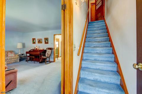 21 Colville Rd, Wayne, NJ 07470 photo 3