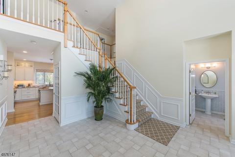 1 Ursula Ct, Mendham, NJ 07945 photo 2