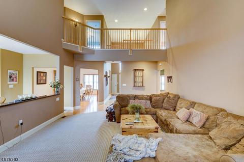 24 Dave Espie Way, Wayne, NJ 07470 photo 7