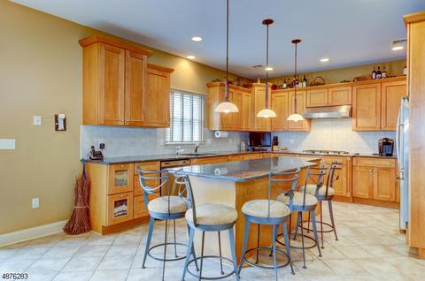 24 Dave Espie Way, Wayne, NJ 07470 photo 9