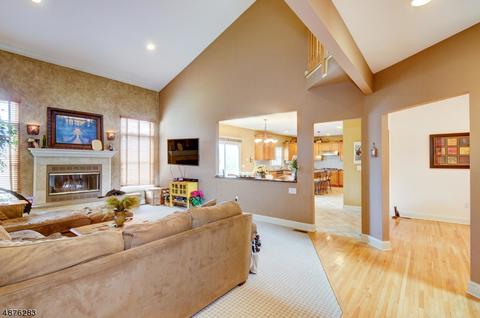 24 Dave Espie Way, Wayne, NJ 07470 photo 8