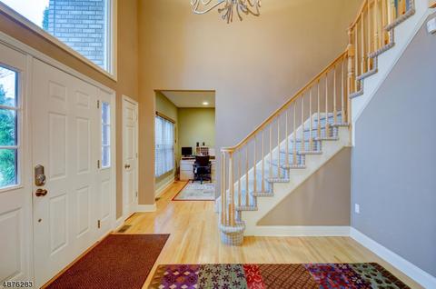 24 Dave Espie Way, Wayne, NJ 07470 photo 3