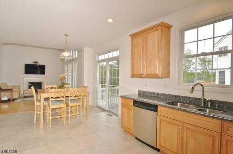 2 Carriage Rd, Hackettstown, NJ 07840 photo 6