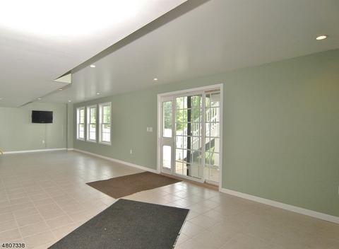 2 Carriage Rd, Hackettstown, NJ 07840 photo 17