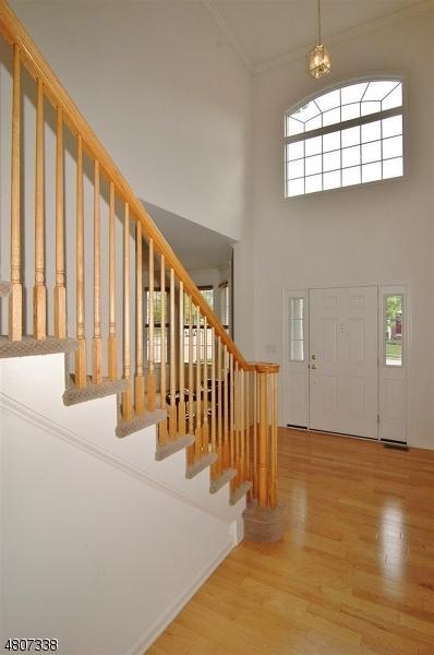 2 Carriage Rd, Hackettstown, NJ 07840 photo 3
