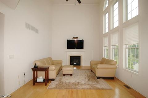 2 Carriage Rd, Hackettstown, NJ 07840 photo 12