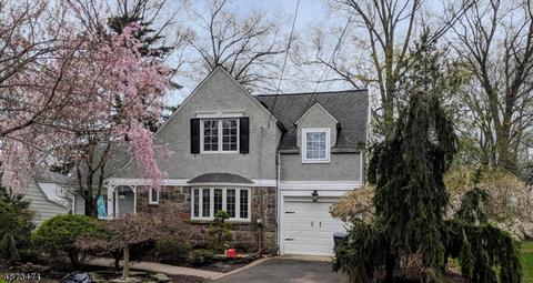 52 Mali Dr, North Plainfield, NJ 07062 photo 1