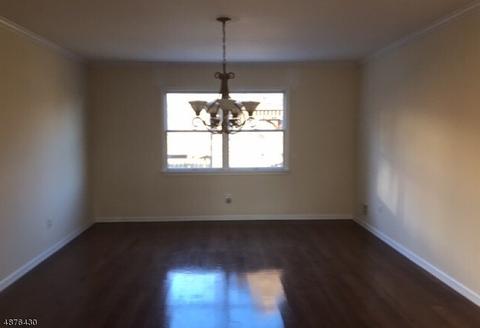 113 Point View Pkwy, Wayne, NJ 07470 photo 4