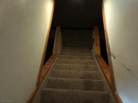 343 Elmwood Dr, Paramus, NJ 07652 photo 21