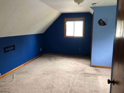 343 Elmwood Dr, Paramus, NJ 07652 photo 23