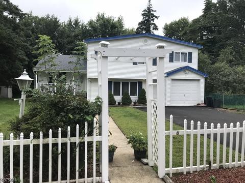 30 Park Ln, Wayne, NJ 07470 photo 1
