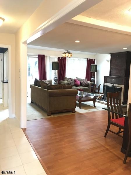 30 Park Ln, Wayne, NJ 07470 photo 5