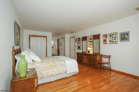 253 Ratzer Rd, Wayne, NJ 07470 photo 16