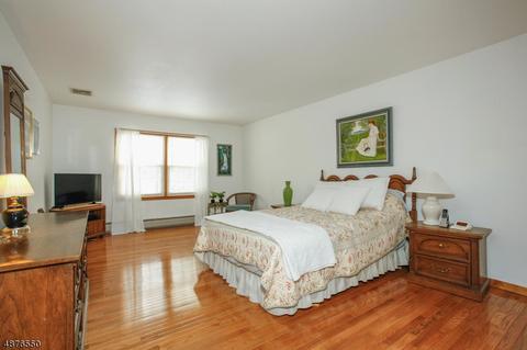 253 Ratzer Rd, Wayne, NJ 07470 photo 15