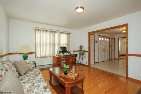 253 Ratzer Rd, Wayne, NJ 07470 photo 6