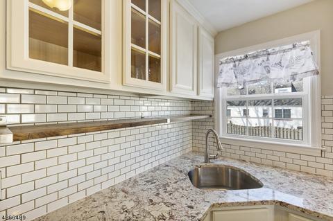 429-31 Brook Ct, Plainfield, NJ 07060 photo 8