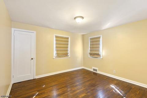 429-31 Brook Ct, Plainfield, NJ 07060 photo 15