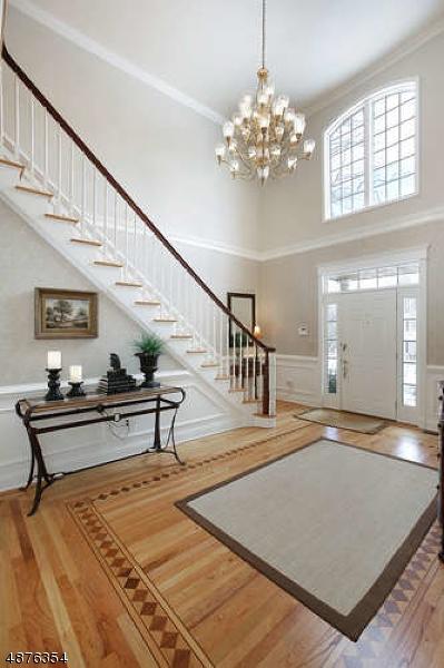 8 Mcvickers Ln, Mendham, NJ 07945 photo 2
