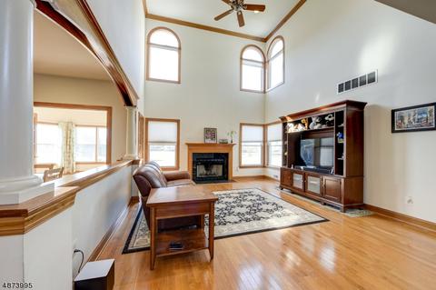18 Squirrel Dr, Montgomery, NJ 08558 photo 6
