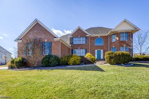 18 Squirrel Dr, Montgomery, NJ 08558 photo 1
