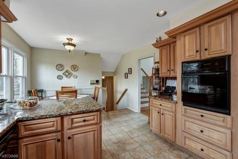 112 High Point Dr, Springfield, NJ 07081 photo 9