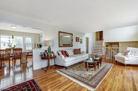112 High Point Dr, Springfield, NJ 07081 photo 4